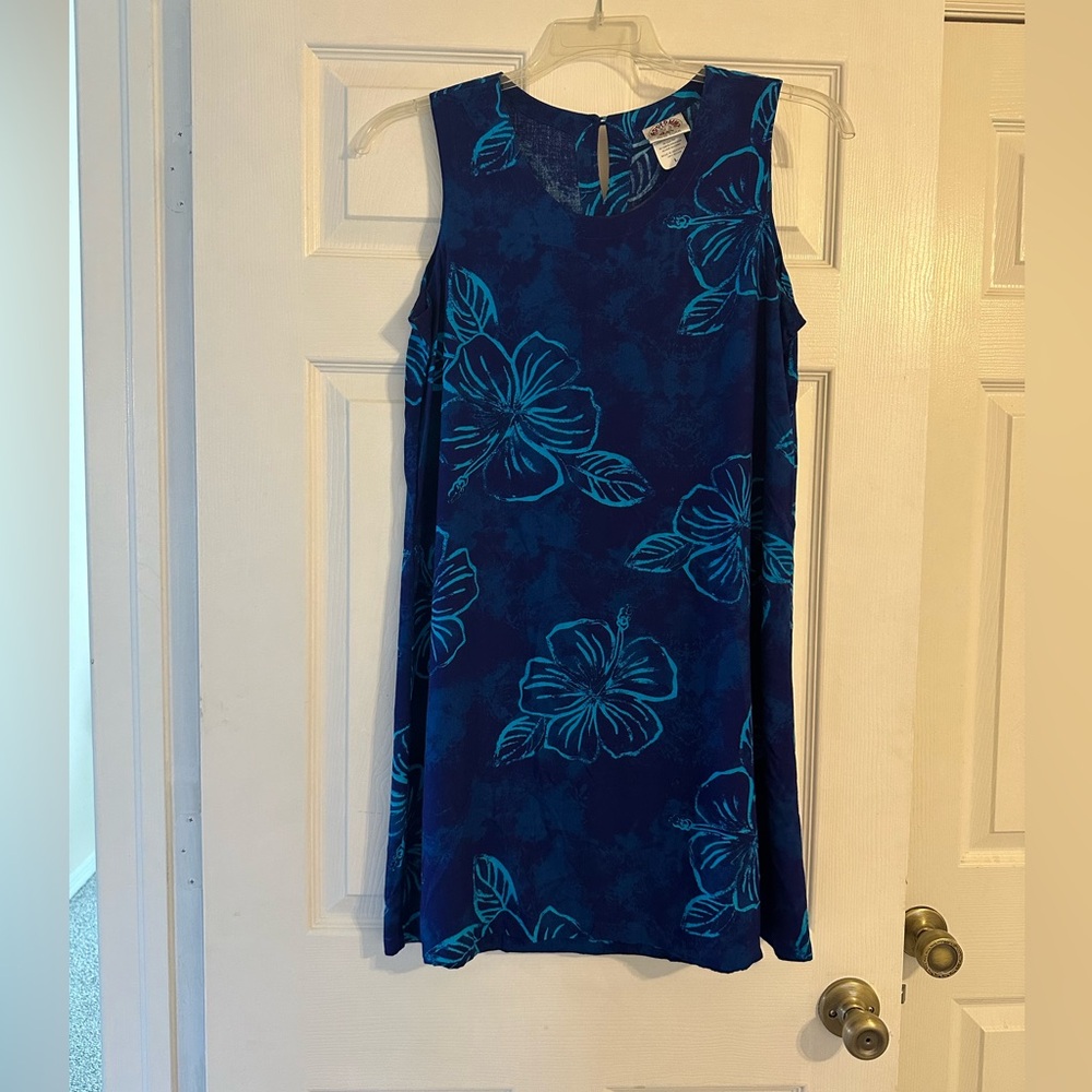 👗  3 for $20!! Blue Floral Sleeveless Dress